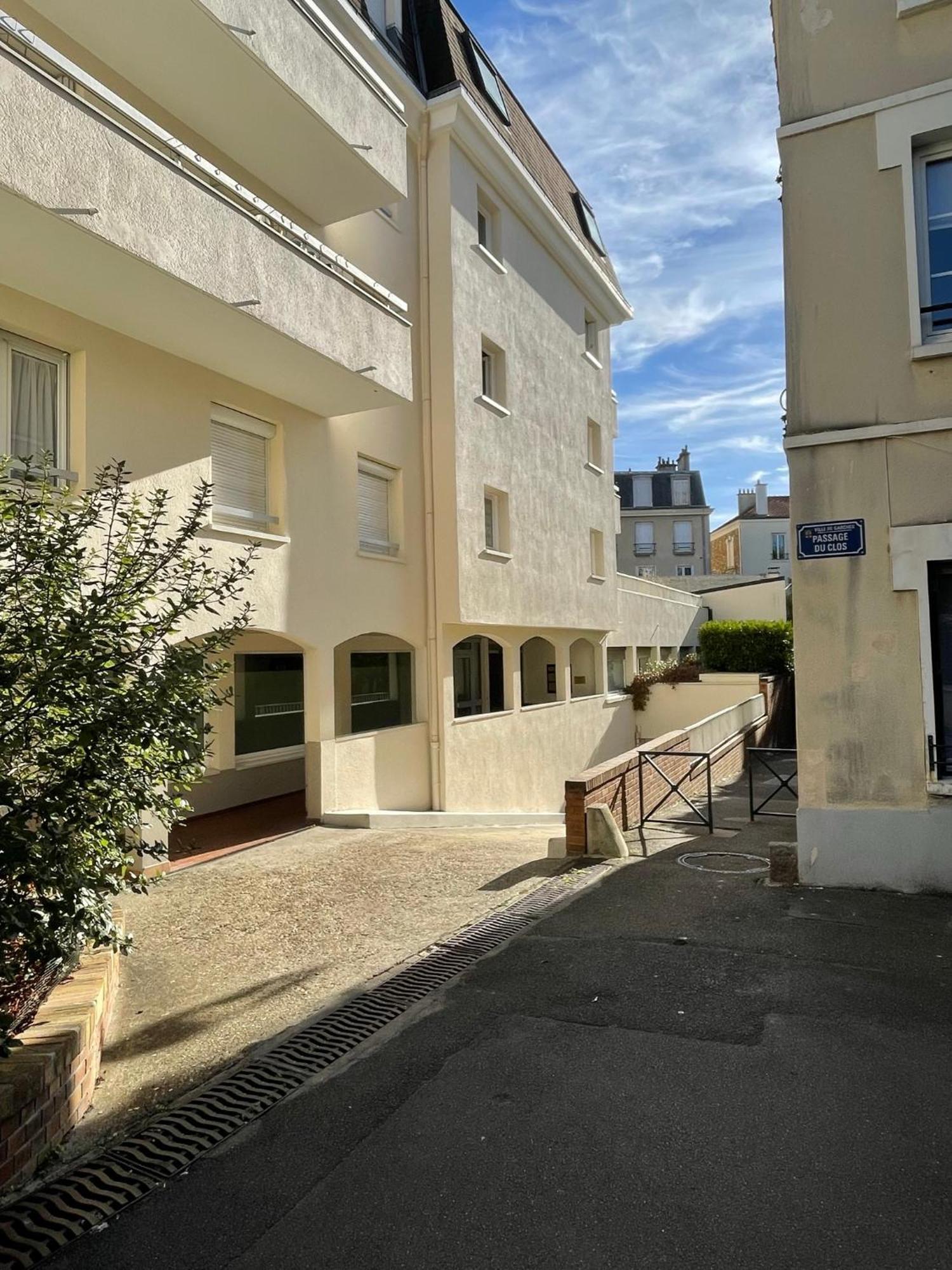 Garches L'Athos - Appartement Equipe - Entre Paris Et Versailles - Haut Debit מראה חיצוני תמונה